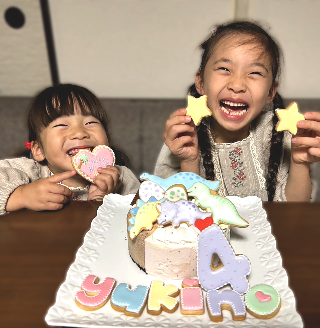 笑っている女の子たち