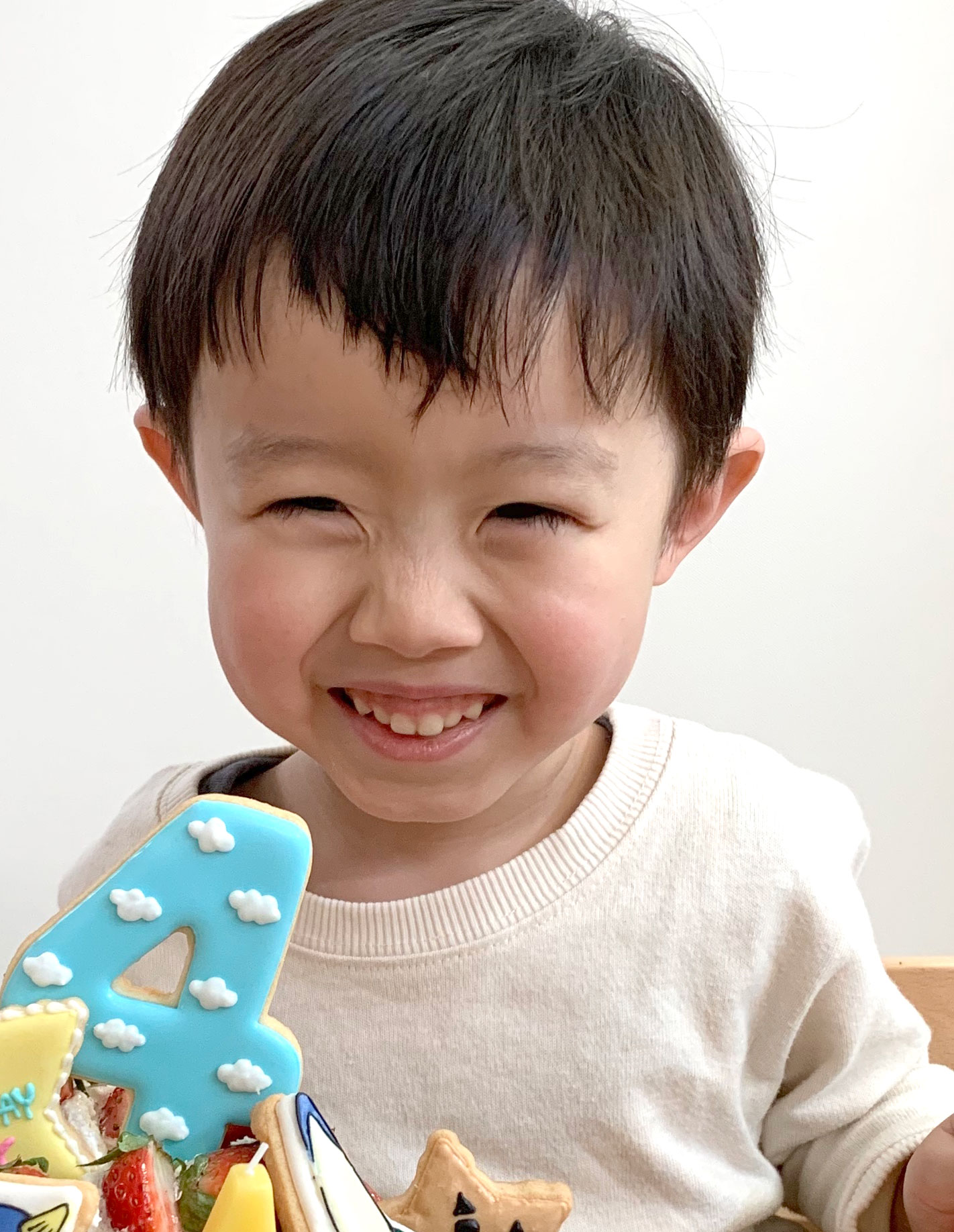 笑っている男の子